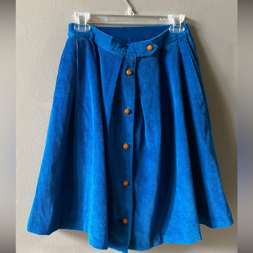 Vintage COUNTRY SUBURBANS 80’s Preppy Collegiate Corduroy Skirt